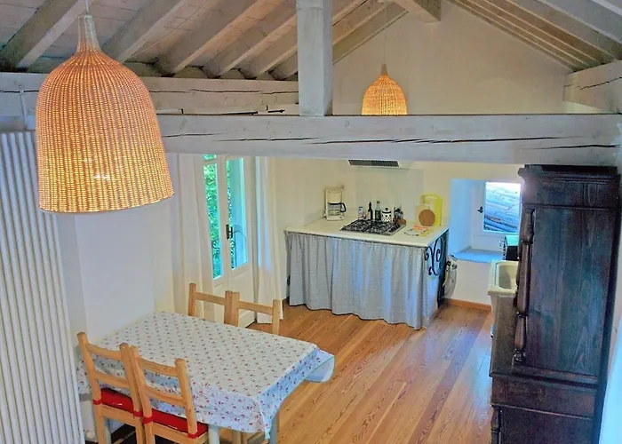 Maggiore - - Piano Primo - La Casaccia Casa vacanze *