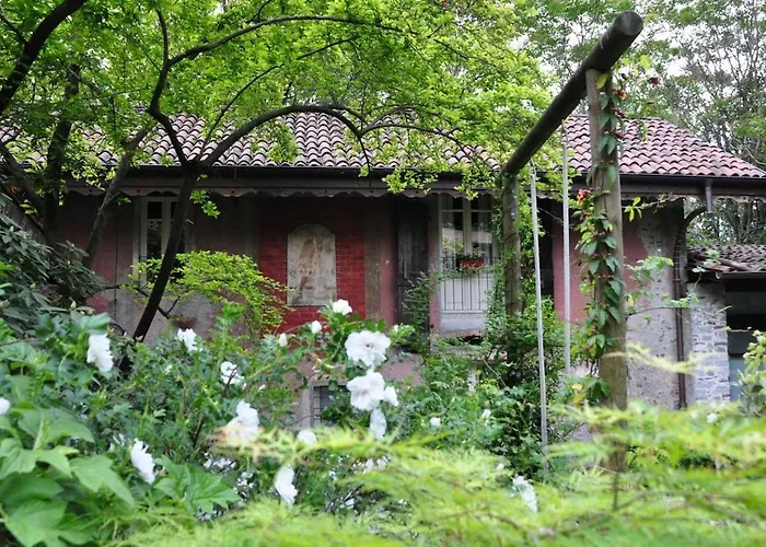 Casa vacanze Maggiore - - Piano Primo - La Casaccia Verbania